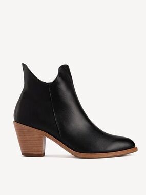 Poppy Barley Two Point Five ankle boot